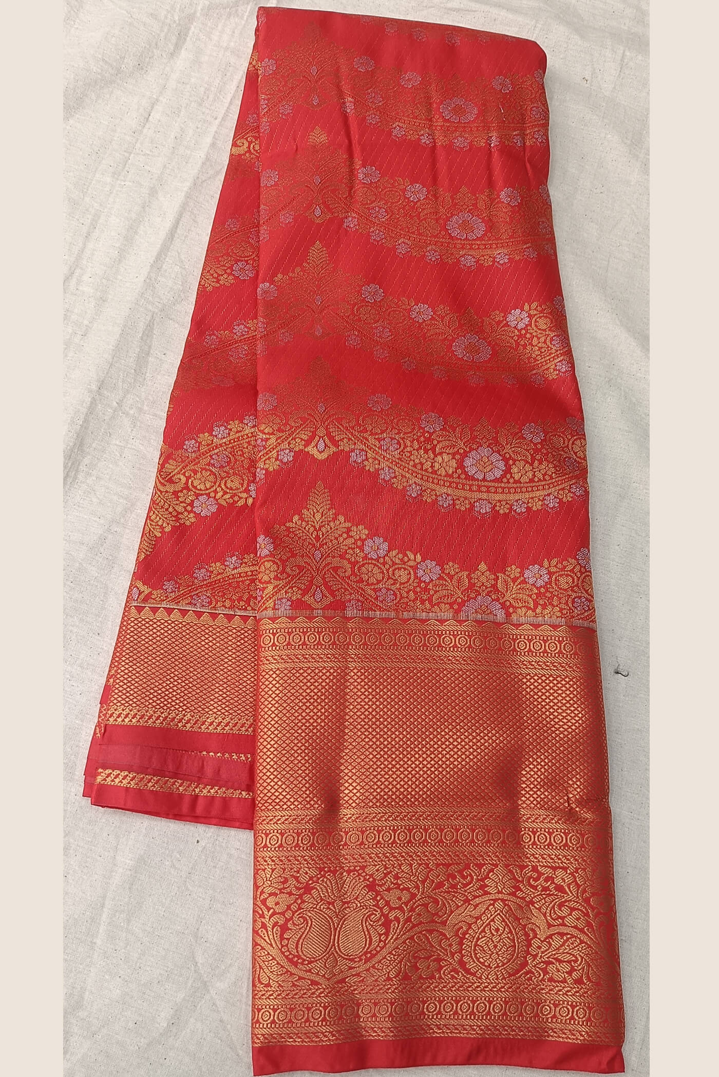 Red gold Gadwal Kanchi Pattu Brocade saree