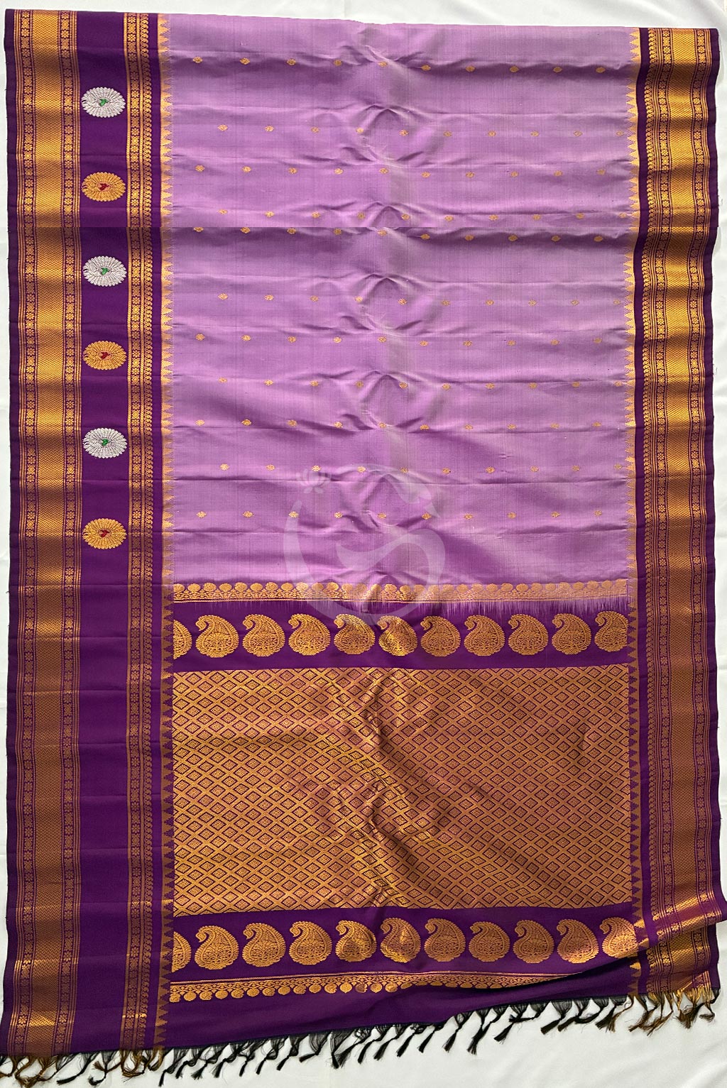Gadwal Lavender Jari buttas with Purple butta gap border handloom silk saree
