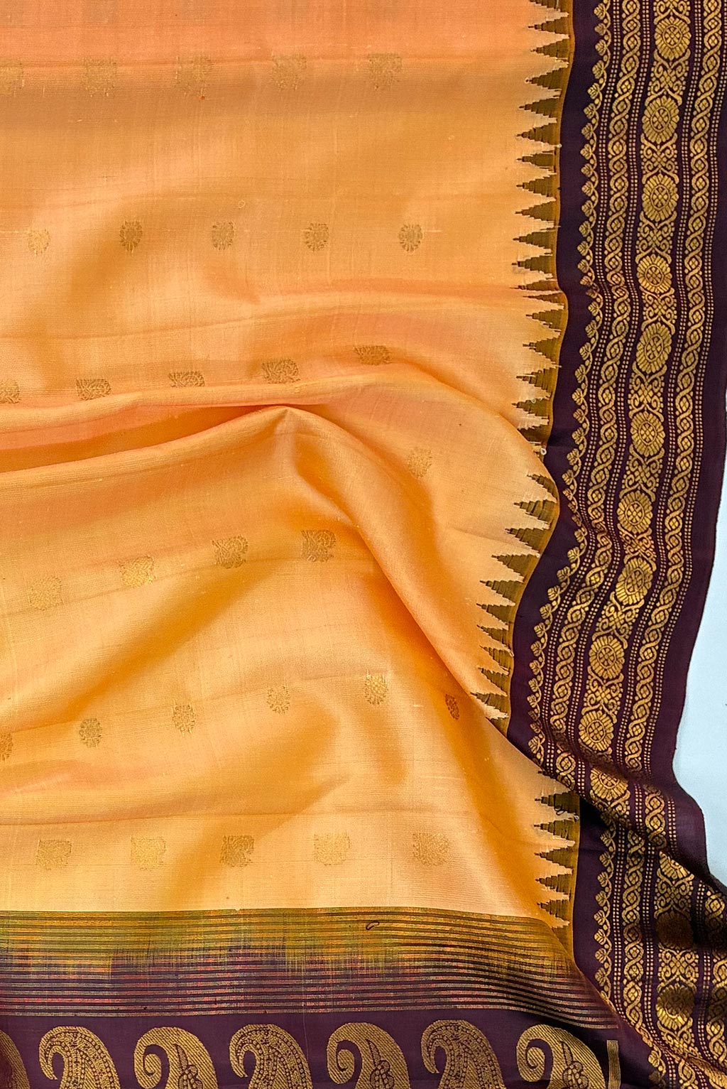 gadwal Sandle peach butas maroon brown small border handloom silk saree