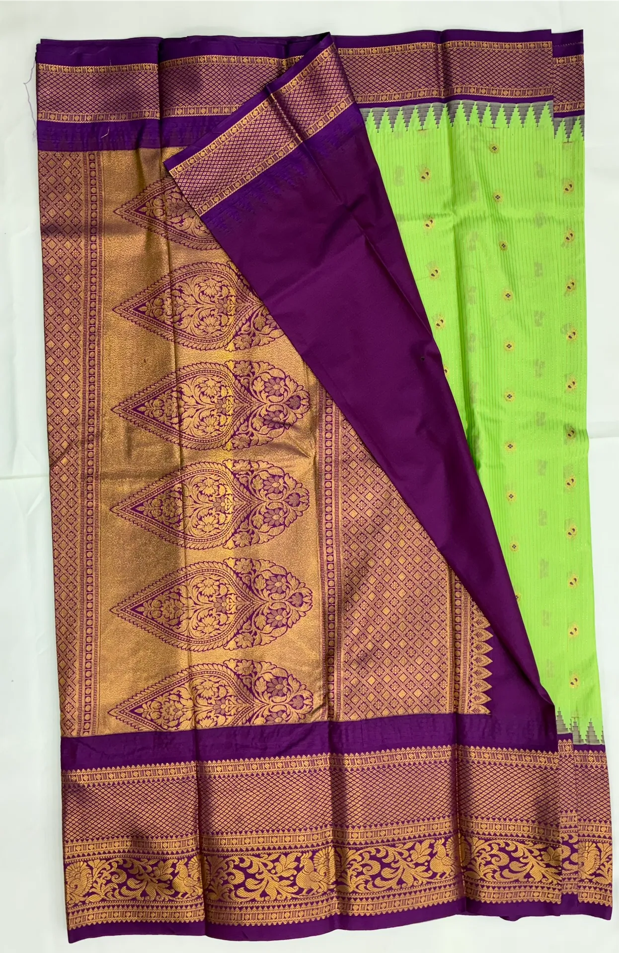 Gadwal Semi Silk Saree Checks Butas Rich Pallu and Border Green and Purple