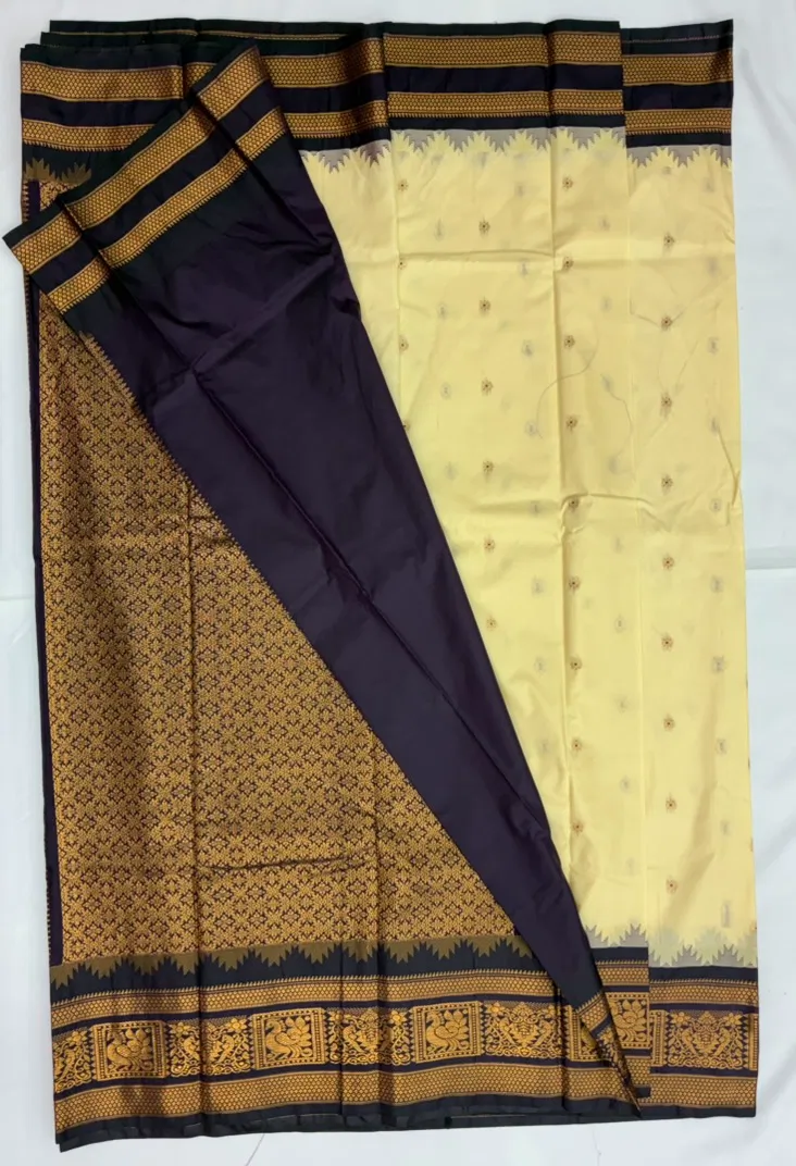 Gadwal Semi Silk Saree Checks Butas Rich Pallu and Border Cream and Coffee brown