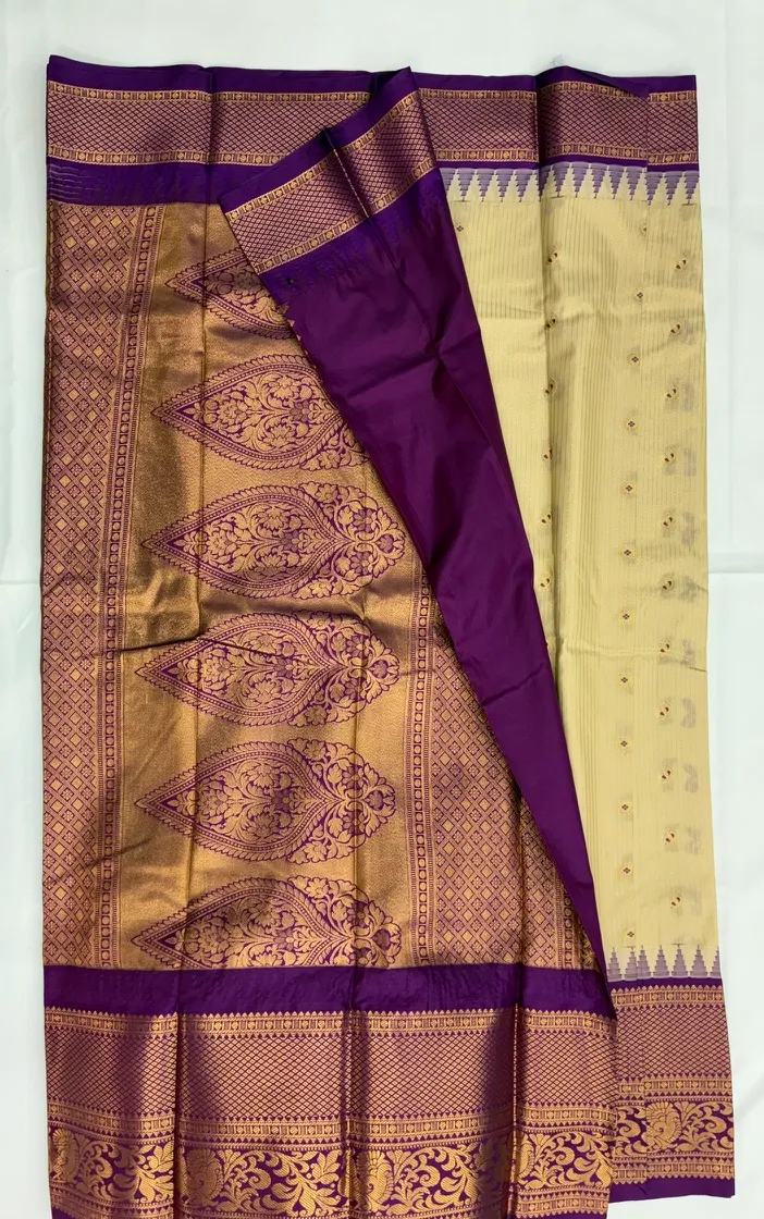 Gadwal Semi Silk Saree Checks Butas Rich Pallu and Border Cream and Purple