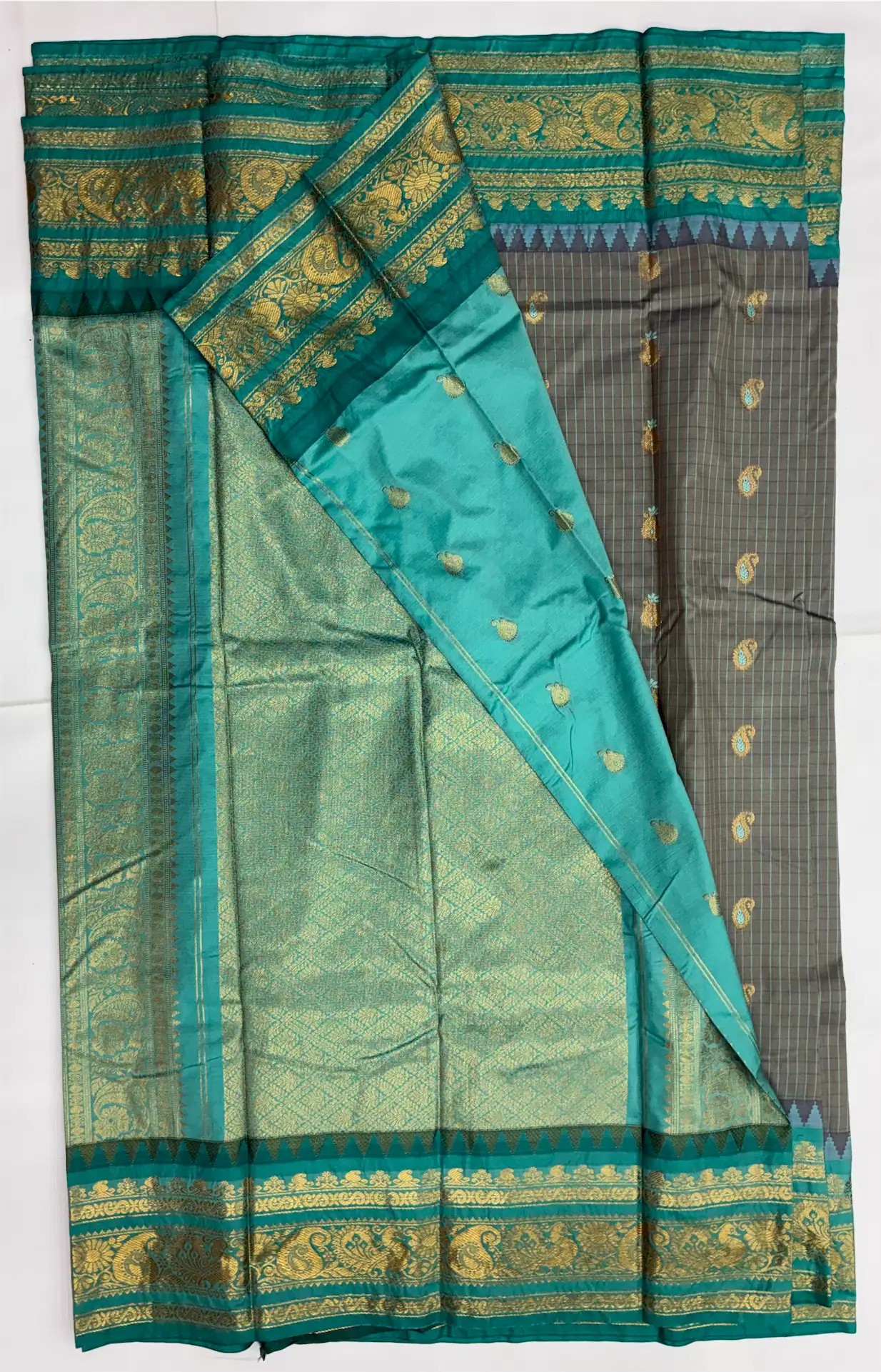 Gadwal Semi Saree Checks Butas Rich Pallu and Border Yash Grey and Cyan Blue