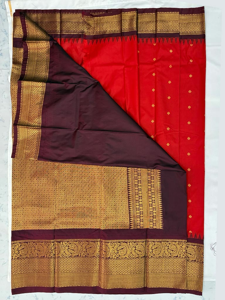 Gadwal Semi Black Saree with Red & maroon border