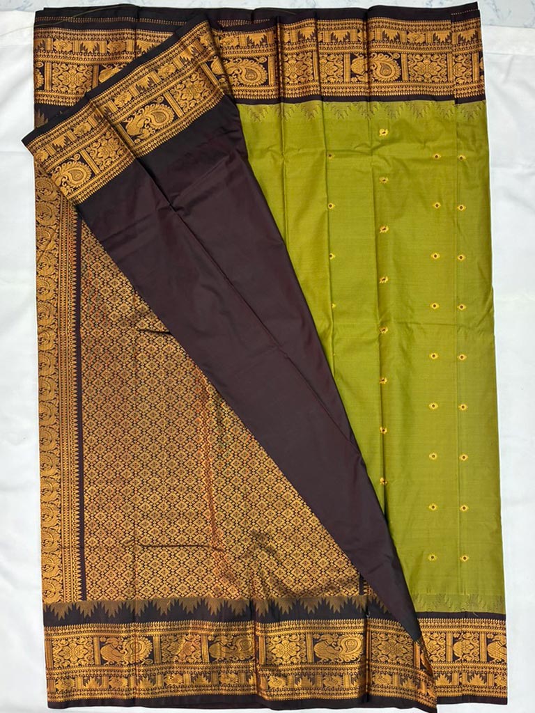 Gadwal Semi Black Saree with Gree & Coffee brown border