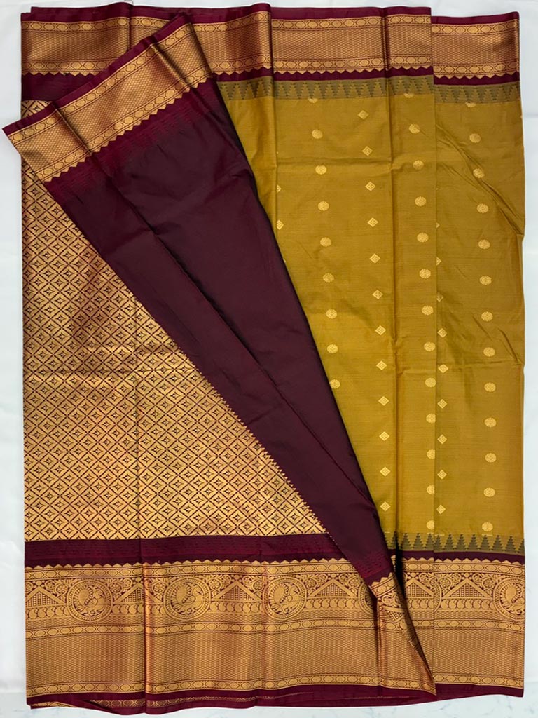 Gadwal Semi Saree Mehendi Green and Maroon Rich Pallu