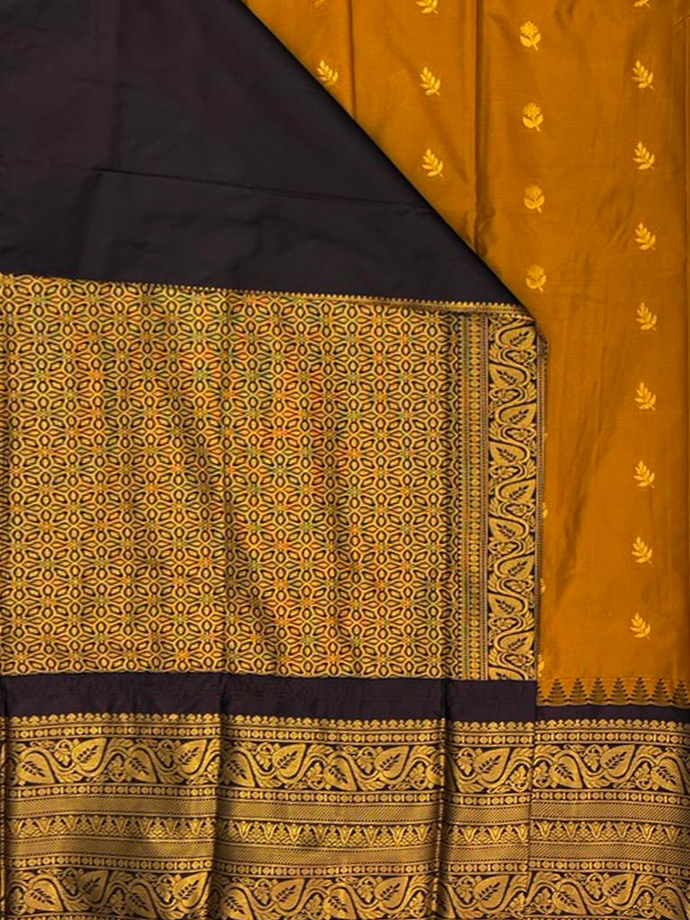 Gadwal Semi Saree Peach Orange and Coffee brown Rich Pallu & border