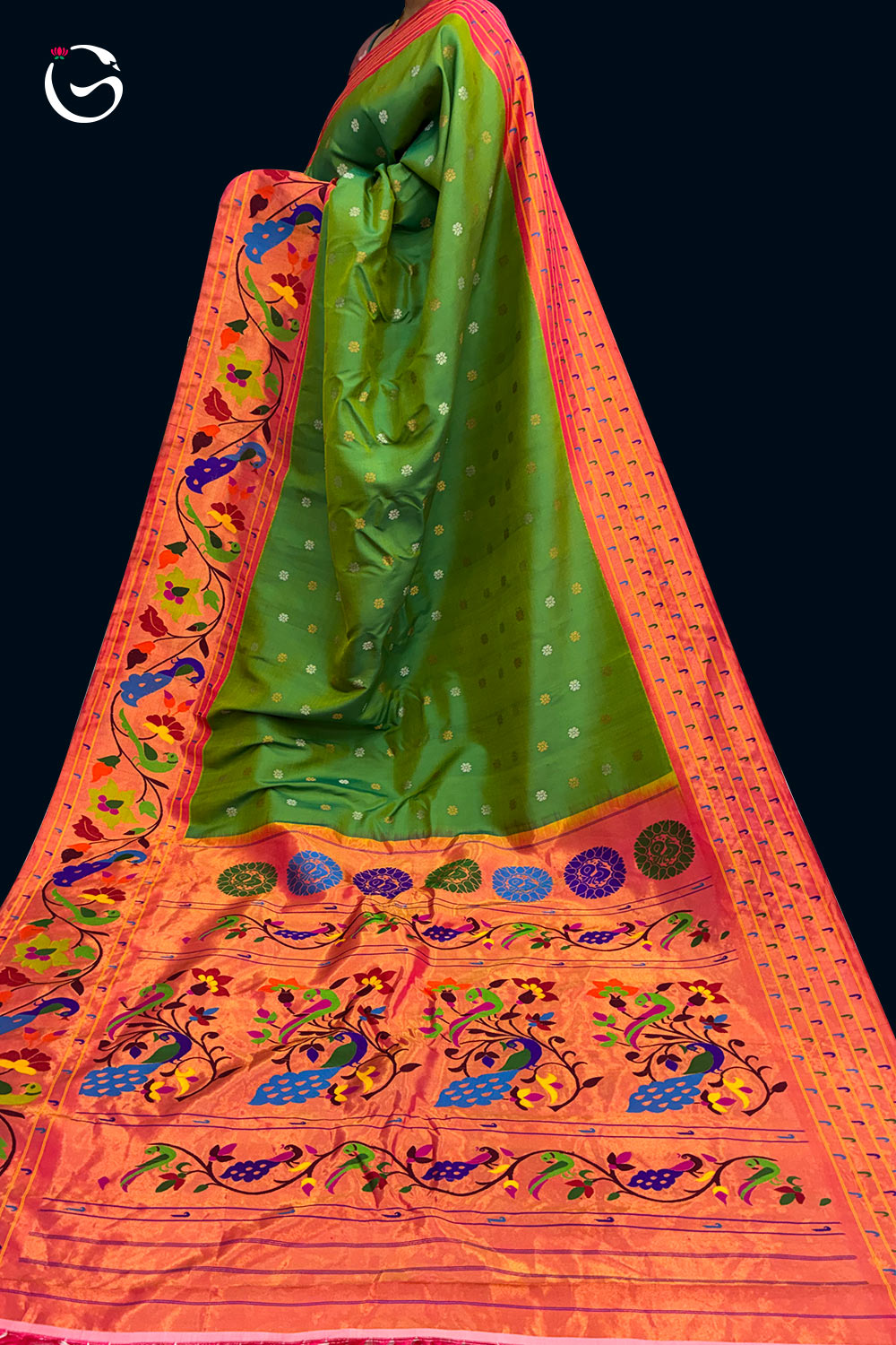 Gadwal Tissue Paithani Pure Kuttu Green body Orange Tissue border Dual shade